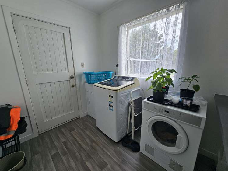 3B Montgomery Street Levin_7