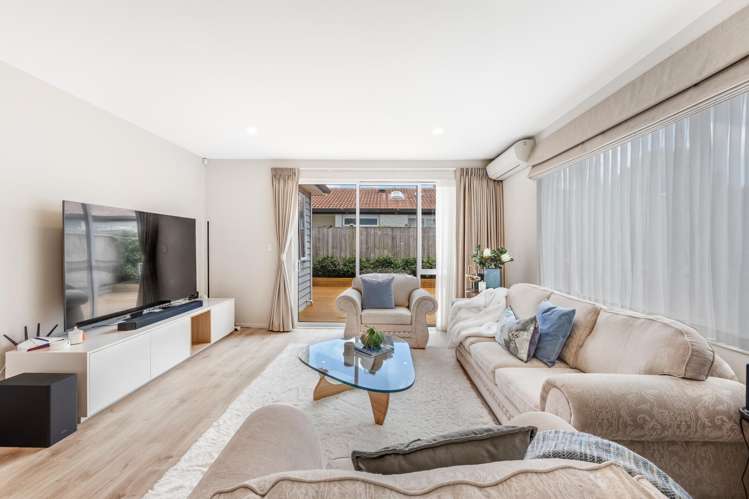 10 Hedge Row Sunnyhills_5