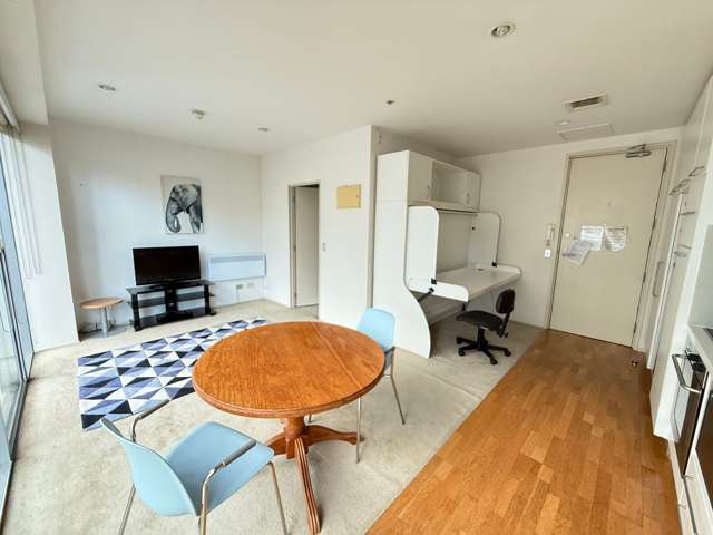 2 Beach Road Auckland Central_1