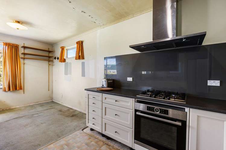 12 Hawtrey Terrace Johnsonville_8