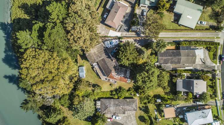 114 Ennis Avenue Pakuranga Heights_16