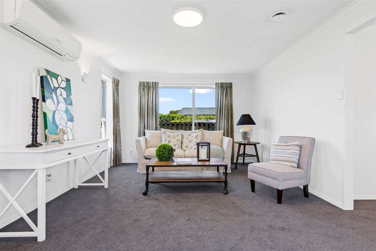 15 Gibson Drive Hornby_8