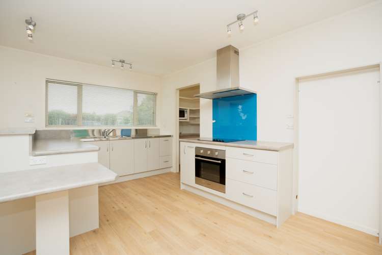 182a Tramway Road Enderley_7