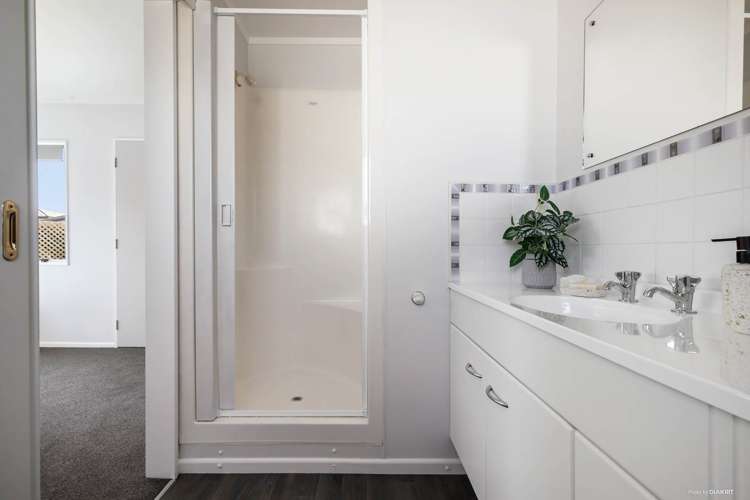 16 Landon Place Pukekohe_8