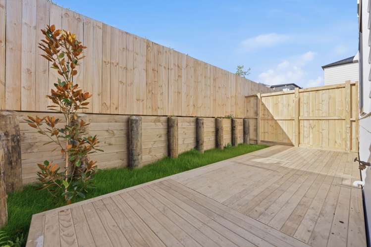 7/3 Gill Avenue Te Atatu Peninsula_21