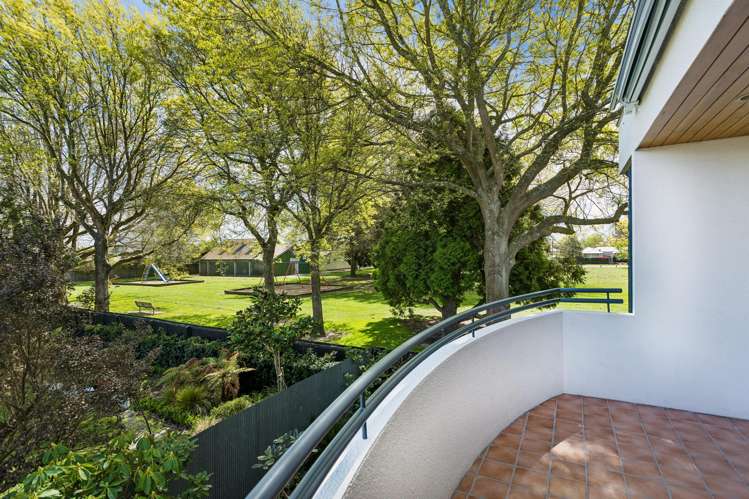 2/4 Bevington Street Avonhead_10