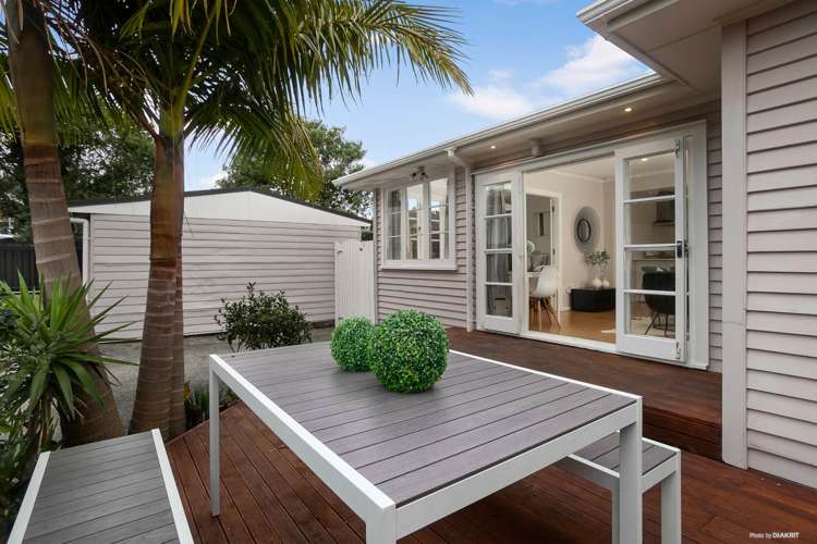 2/130 Edmonton Road Te Atatu South_12