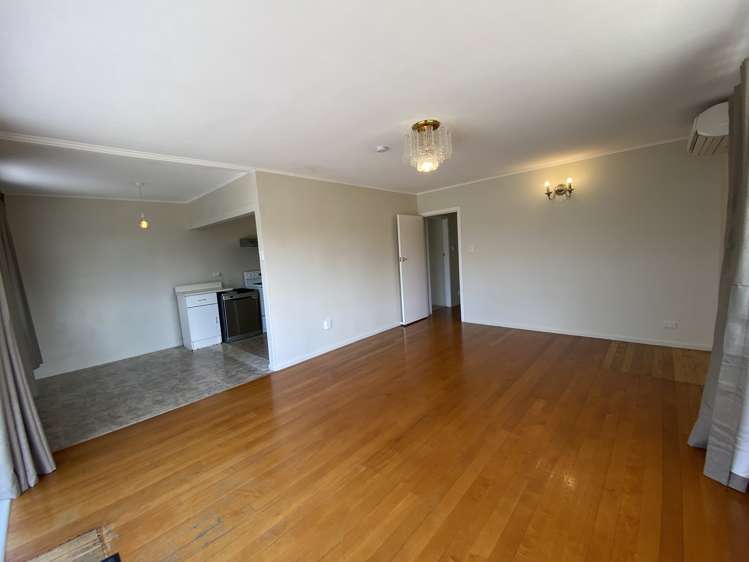 14 Helga Crescent Te Atatu Peninsula_3