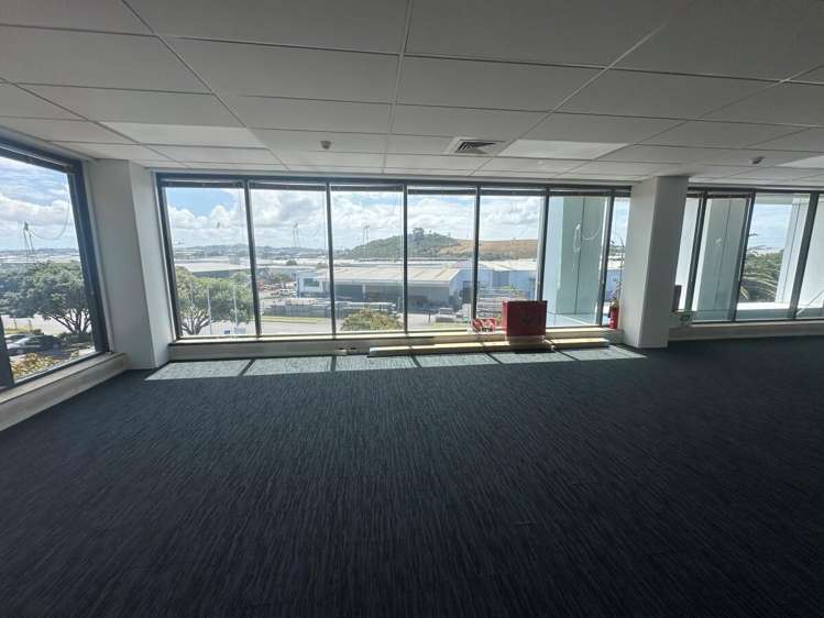 15B Vestey Drive Mount Wellington_1