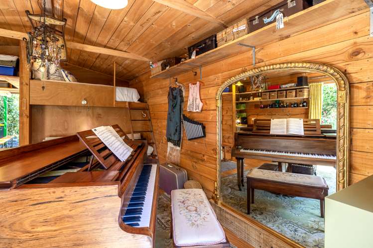 24 The Esplanade Oneroa_32