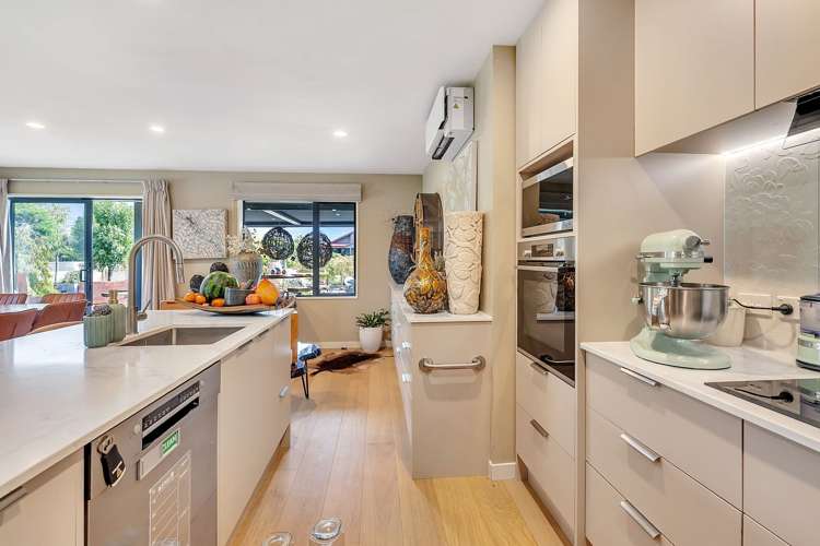 10 Ethereal Crescent_4