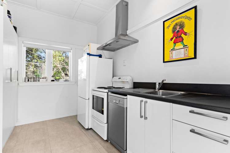 37 Ferryhill Road Epsom_3