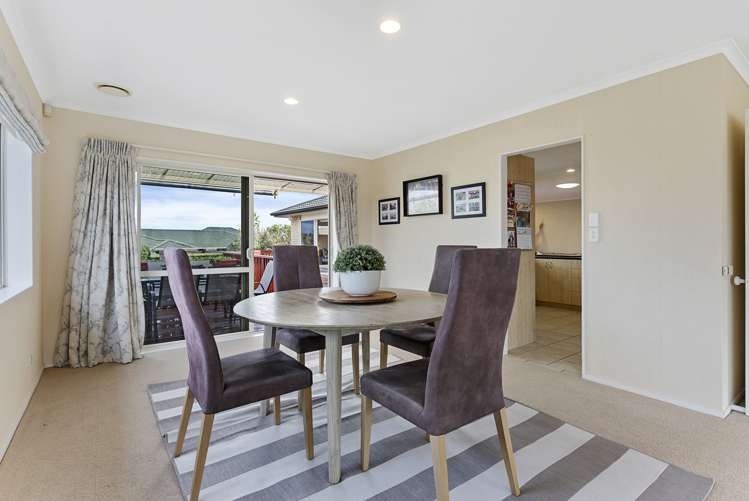 11 Kath Hopper Drive Orewa_10