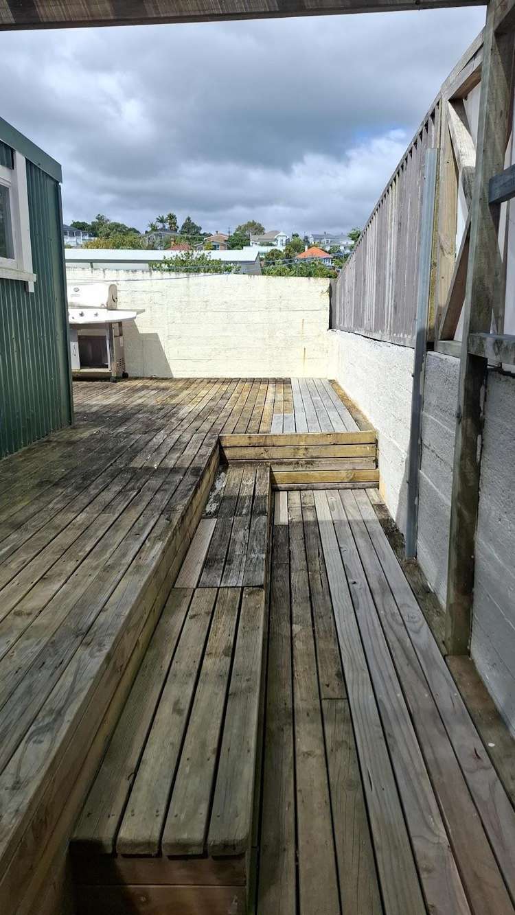 56 Commercial Road Helensville_24