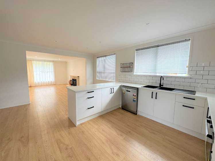 5 Ussher Place Pakuranga Heights_6