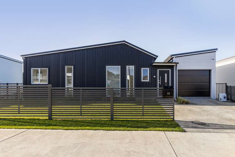 32 Hokioi Drive Kenepuru_21