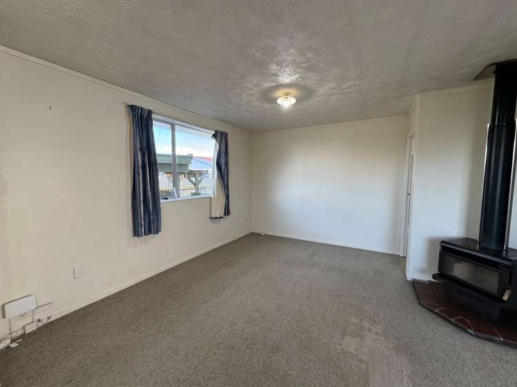 50 Hendersons Line Marton_2