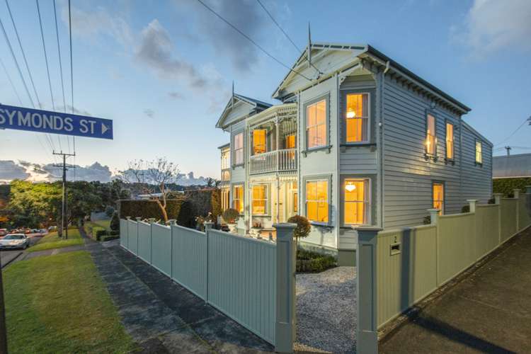 2 Symonds Street Onehunga_14