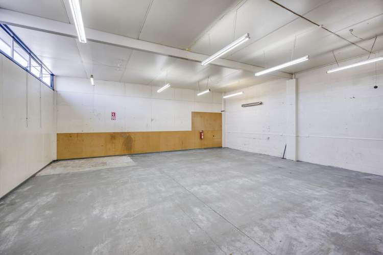 405 Avenue Road East Hastings Central_10