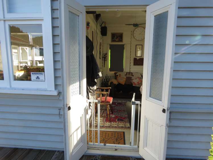 1 Church Street Reefton_9