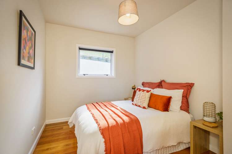 8 Days Road Lyttelton_15