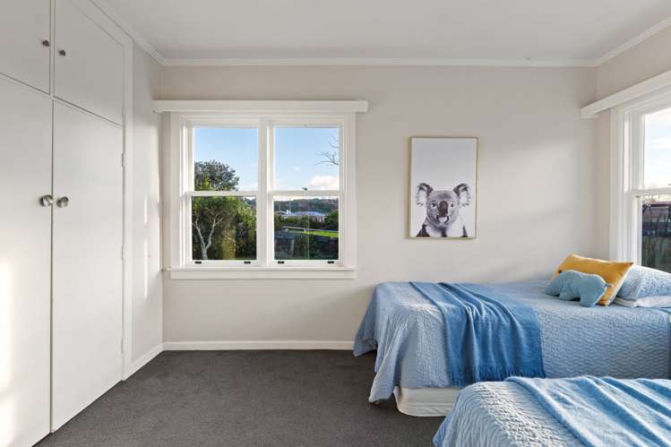 6 Vivian Street Inner Kaiti_12