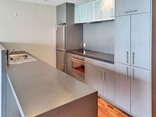 EXPERIENCE THE  PETONE APARTMENT LIFESTYE