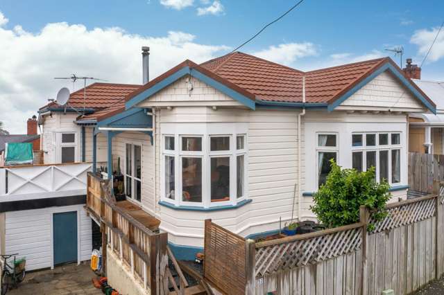 Charming Mornington starter