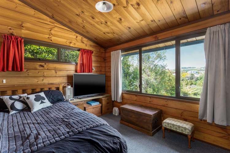 375 Welcome Bay Road Welcome Bay_12