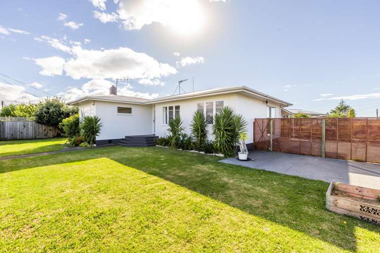 80 Harold Holt Avenue Onekawa_8