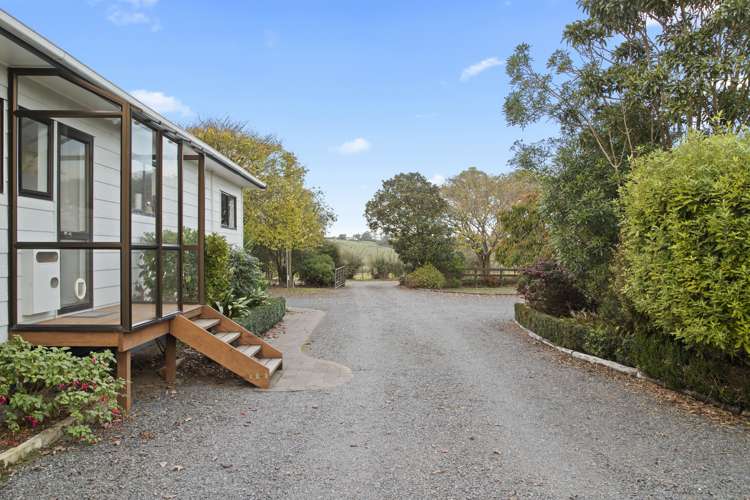 337 Parker Lane Pukekohe_14