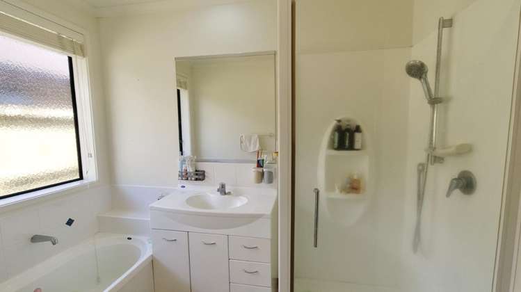 10 Parkside Drive Huntington_12