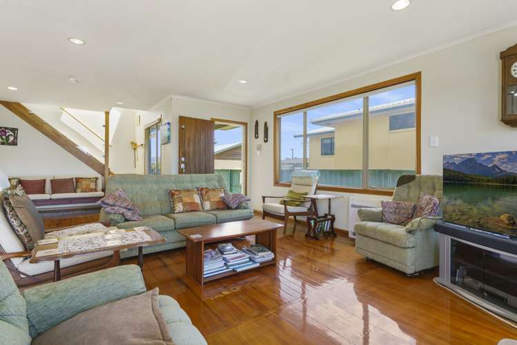 67 Karewa Parade Papamoa_13