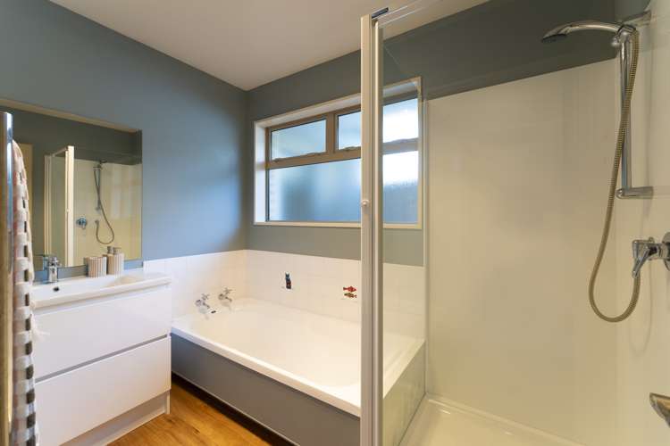 1 Mcclintock Lane Sockburn_13