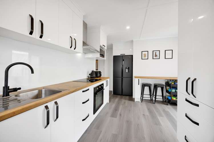 70 Cloten Road Stratford_15