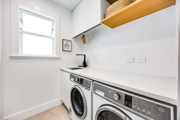 2A Whites Way Ellerslie_15