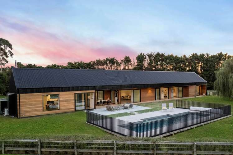 242 Seagrove Road Waiau Pa_26