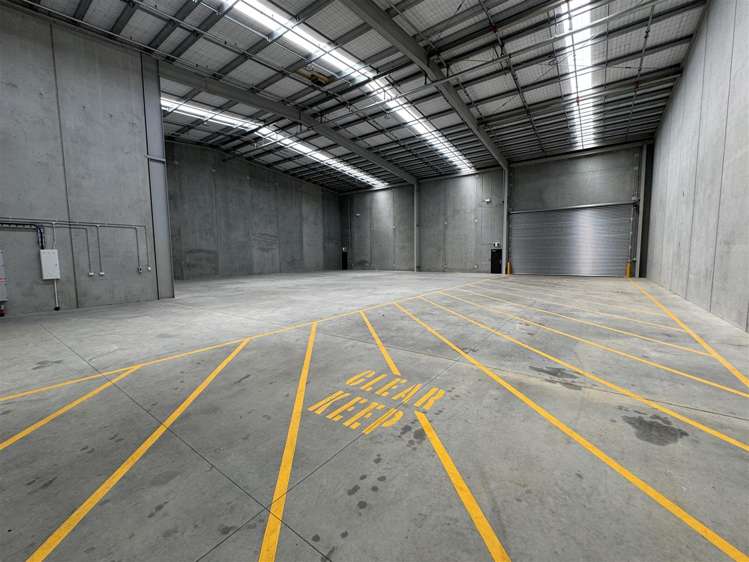 Unit F, 8 Chonny Crescent Manurewa_1