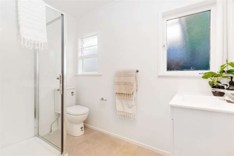 9 Hellyers Street Birkdale_15