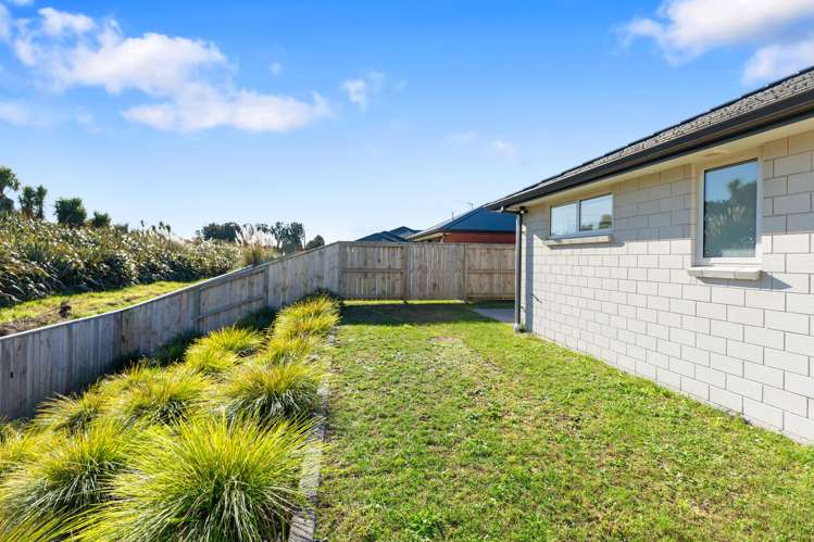 91 Hills View Drive Papamoa_15