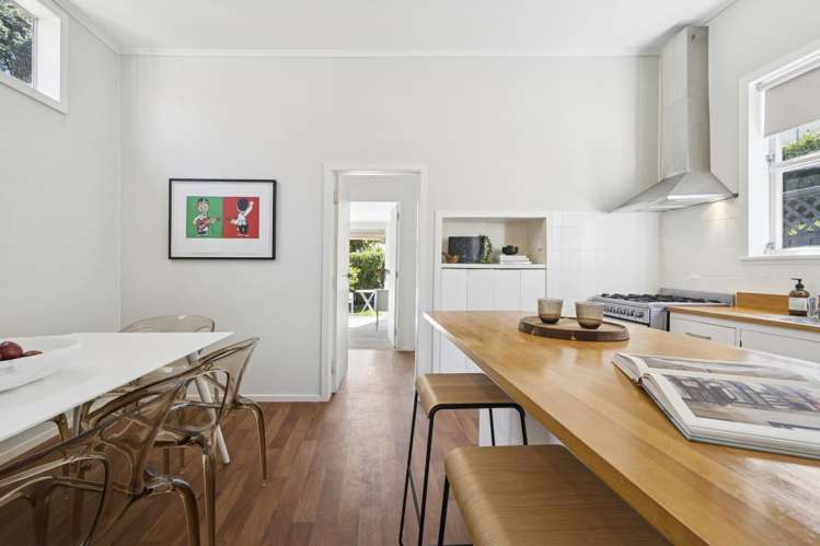 66 Te Wharepouri Berhampore_8