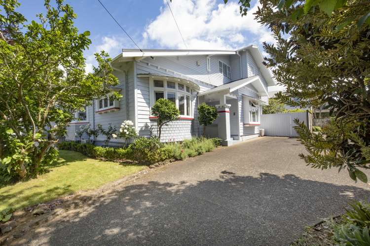 15 Fairholme Avenue Epsom_32