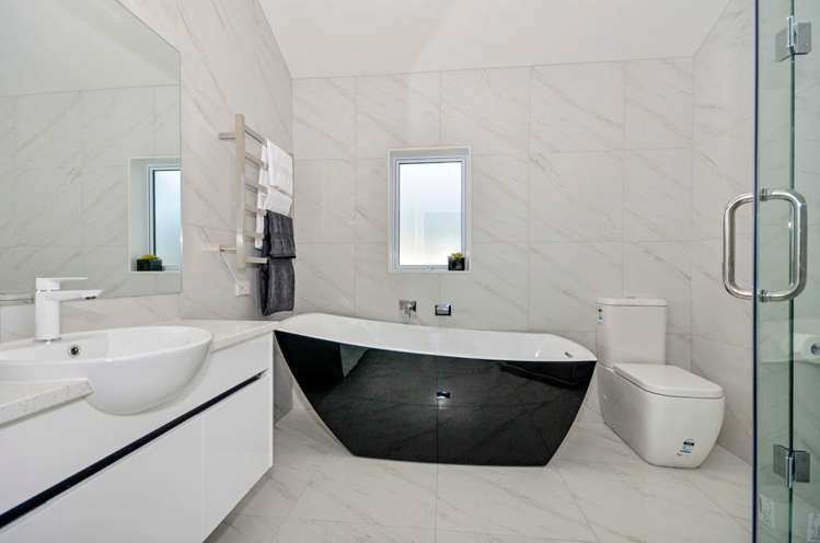 20 Westerley Place Long Bay_13