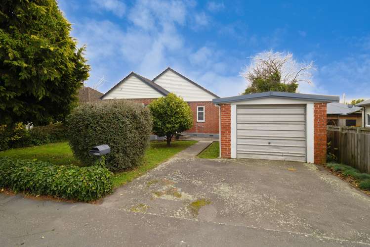 15 Brucefield Avenue_0