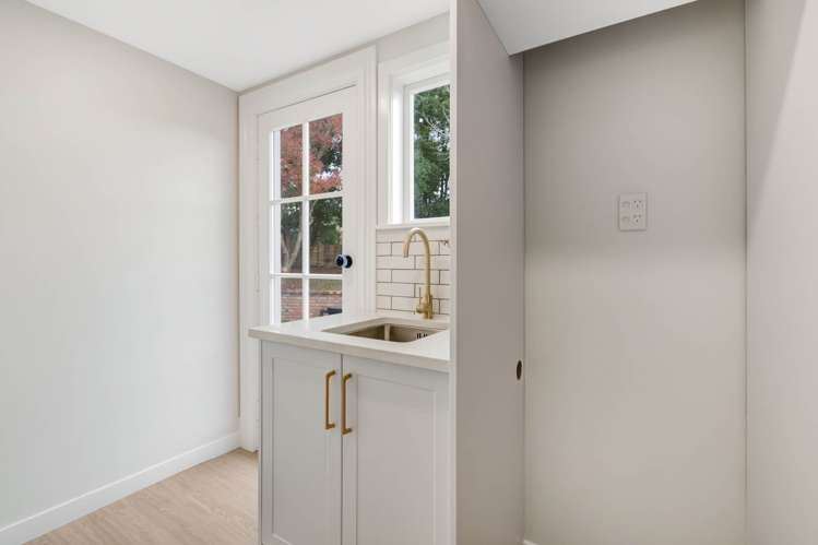 147B Whangaparaoa Road Red Beach_24