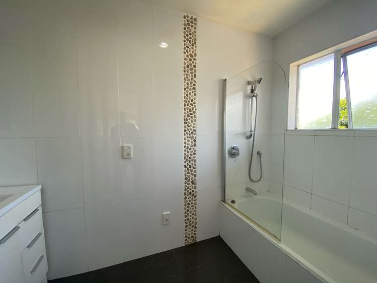 1/3197 Great North Road New Lynn_5