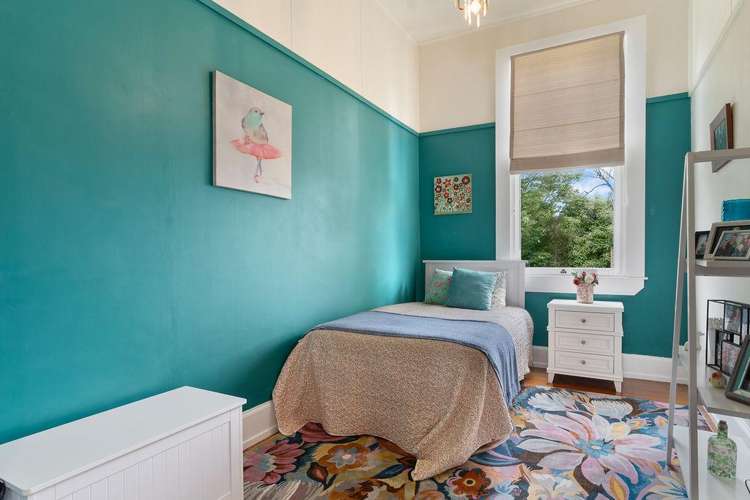 463 High Street South Carterton_14