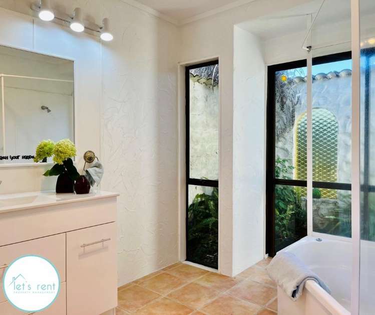 11 Walter Strevens Drive 1653_20