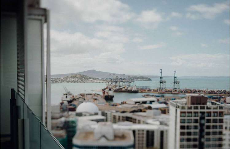 2112/10 Waterloo Quadrant Auckland Central_0