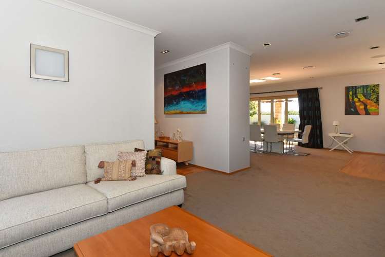 8 Sequoia Way Stoke_11